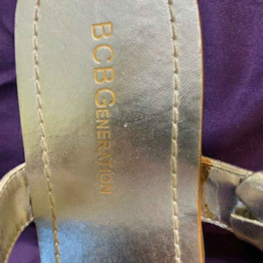 Authentic Bcbgeneration Sandals - image 3